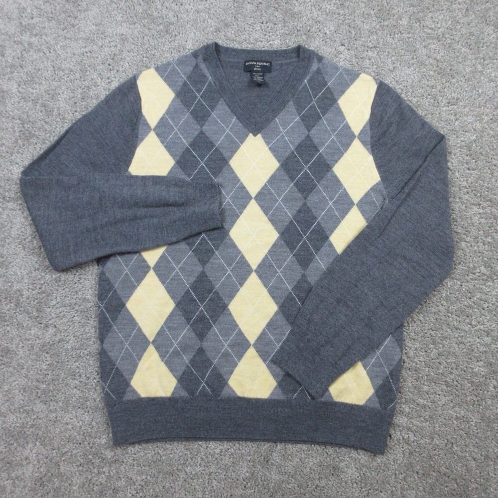 Banana Republic V-Neck Merino Wool Sweater in Gray and Yellow Argyle